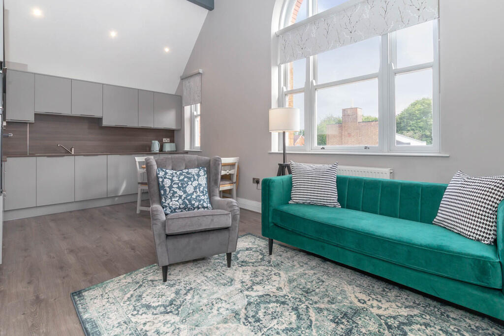 Main image of property: West Lodge, Raddlebarn Road, Selly Oak, Birmingham B29 6UP