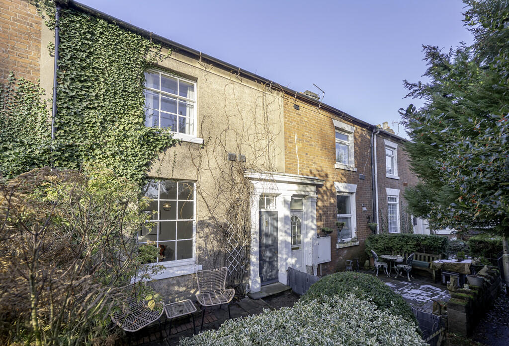 Main image of property: Chapel Terrace, Stafford 