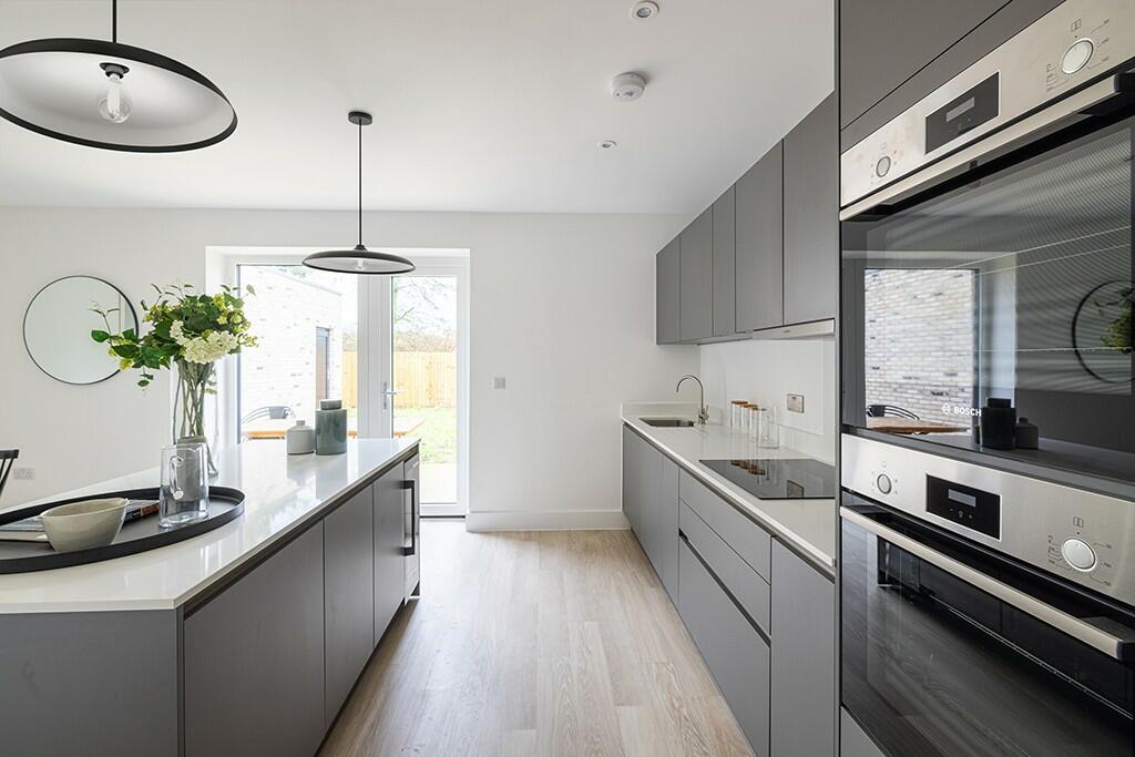 Additional property image - Cuckoo Hill,
Bruton,
Somerset,
BA10 0AF