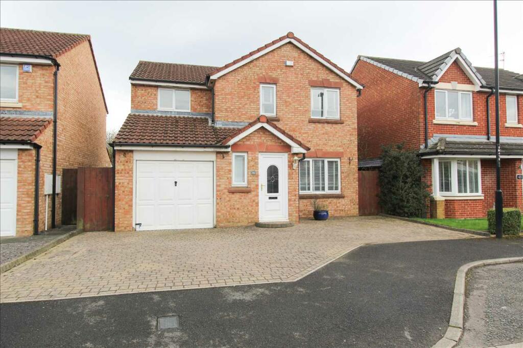 3 bedroom detached house for sale in Meadowbank, Dudley, Cramlington, NE23