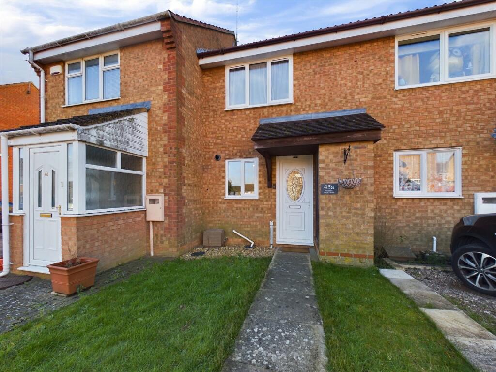 2 bedroom terraced house for sale in Mill Meadow, Kingsthorpe, NN2