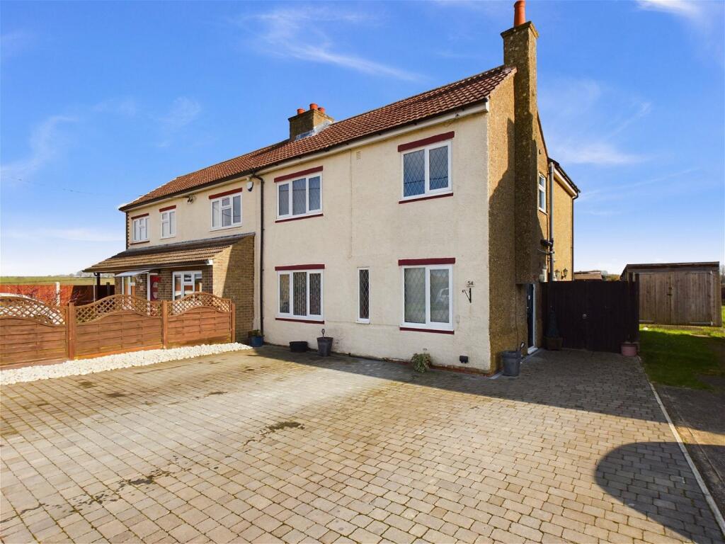 4 bedroom semidetached house for sale in The Grove, Moulton, NN3