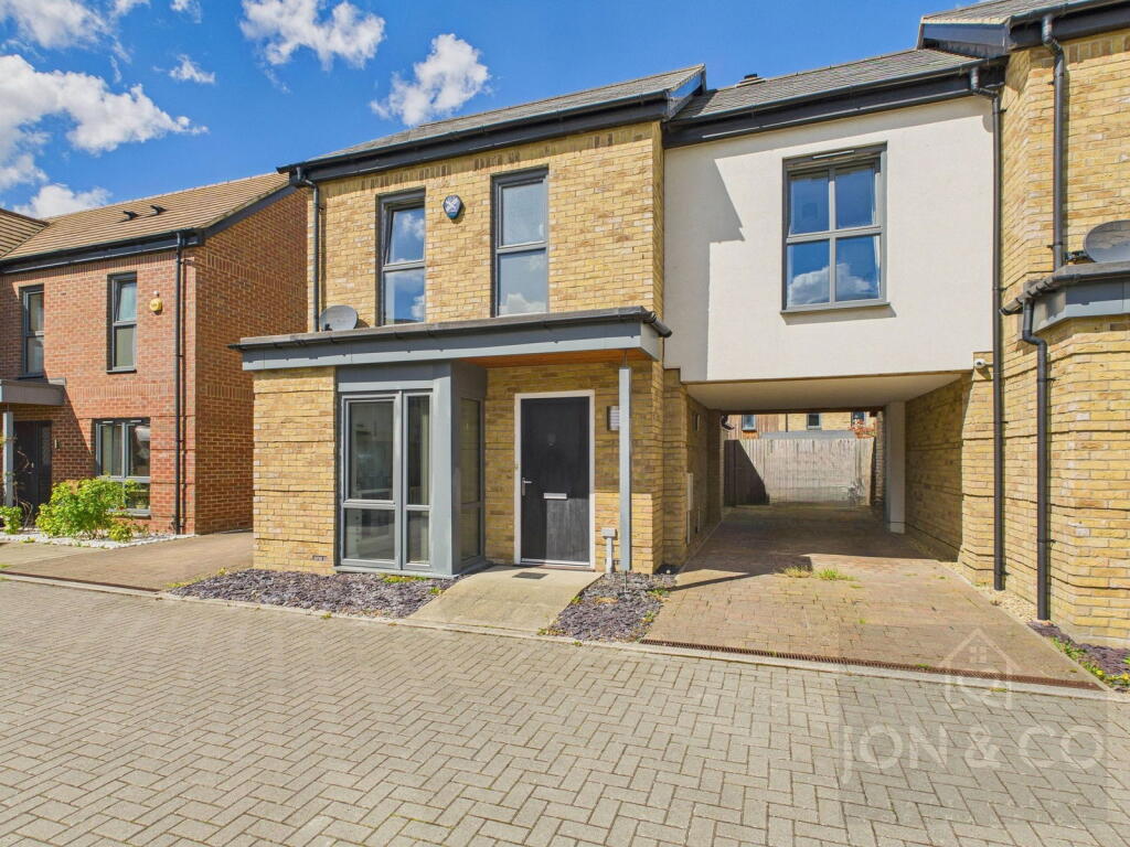 Main image of property: Pascal Mews | Oakgrove | MK10