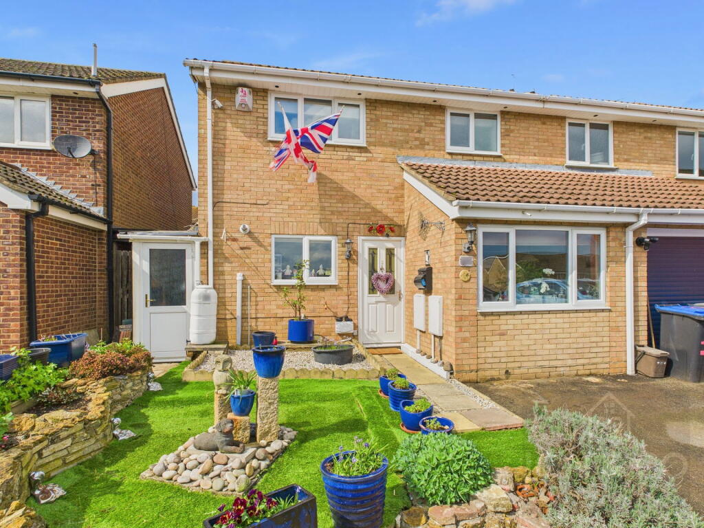 Main image of property: Deansway | Rectory Farm | NN3