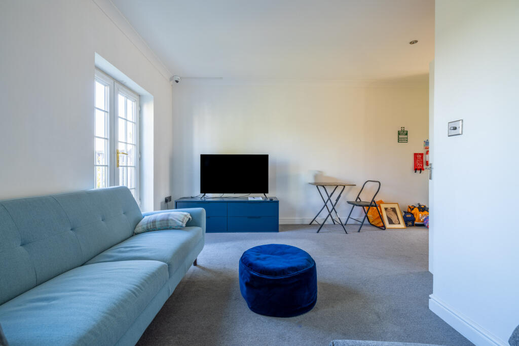 Additional property image - Burnell Gate, Chelmsford, Essex