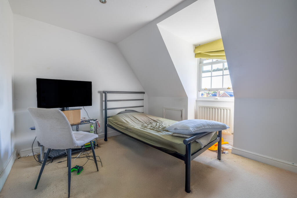 Additional property image - Burnell Gate, Chelmsford, Essex