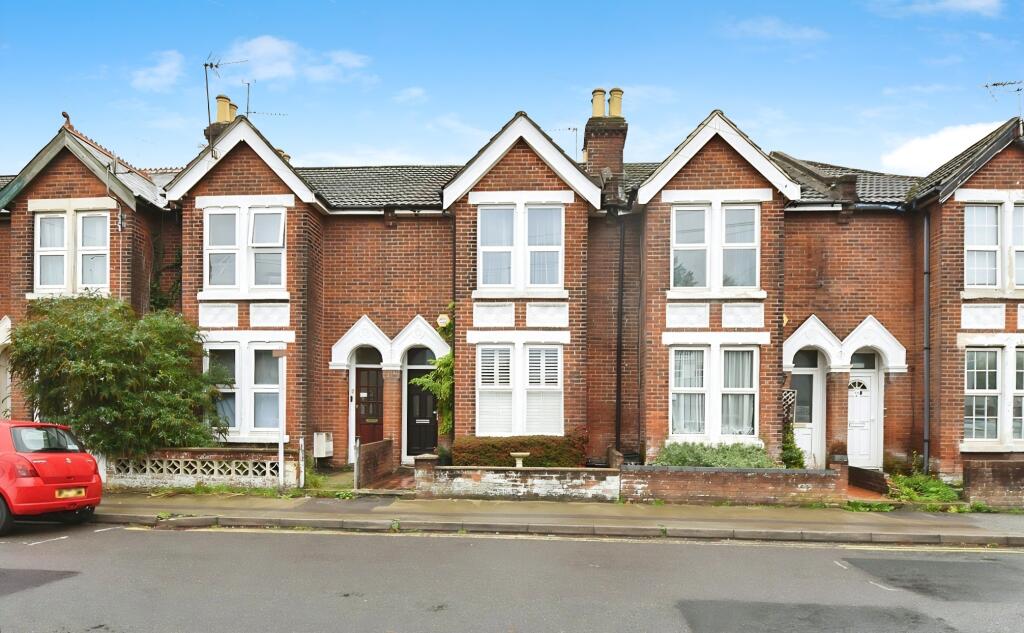 Main image of property: Dutton Lane, Eastleigh, SO50