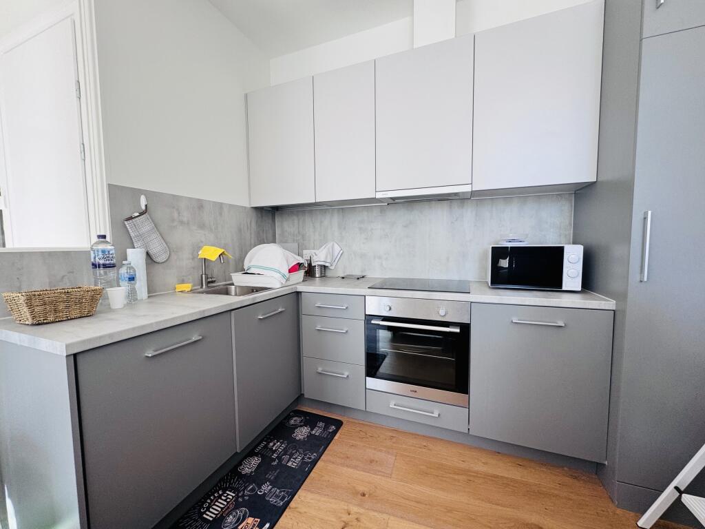 Main image of property: Winchester street, Basingstoke, Hampshire