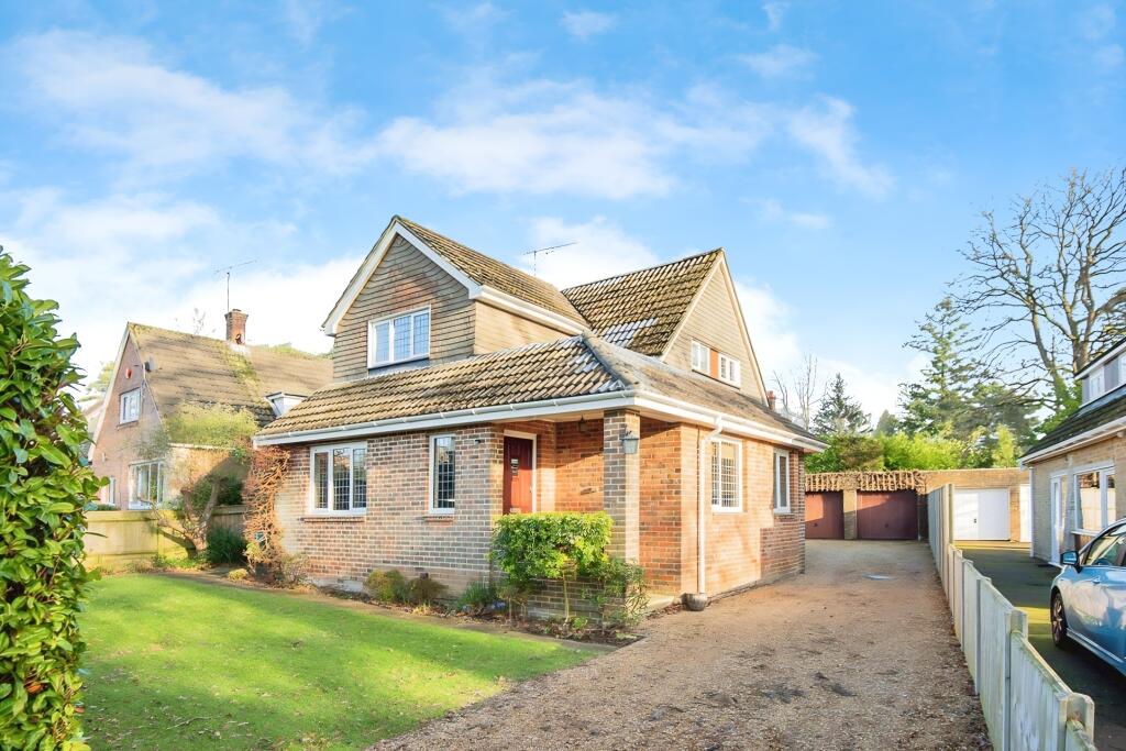 Main image of property: Oakwood Road, Chandler's Ford, SO53