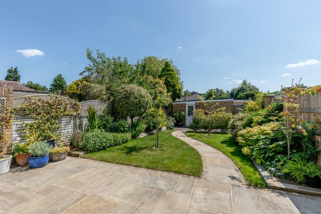 Additional property image - Stoke Lane, Westbury-On-Trym, Bristol