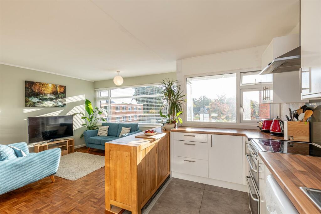 Additional property image - Rayleigh Road, Bristol