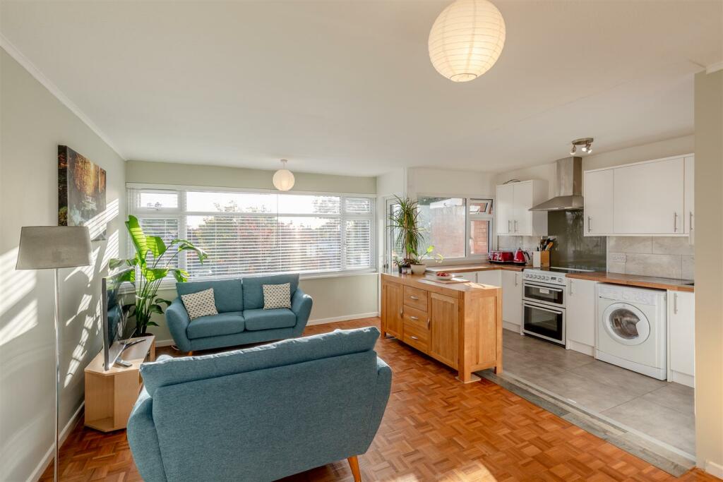 Additional property image - Rayleigh Road, Bristol