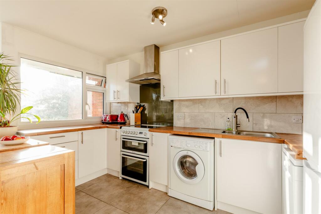 Additional property image - Rayleigh Road, Bristol
