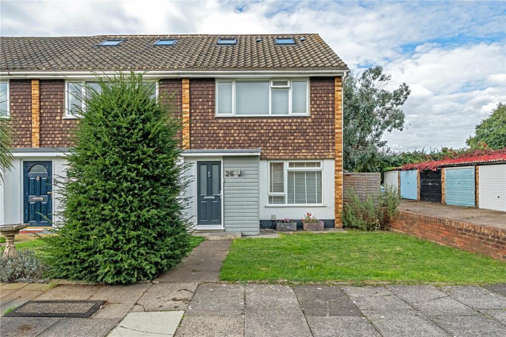 3 bedroom end of terrace house for sale in Brinsworth Close, Twickenham ...