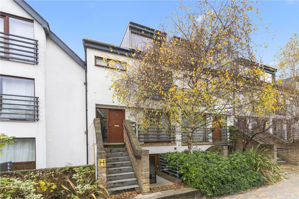 Main image of property: Third Cross Road, Twickenham, TW2