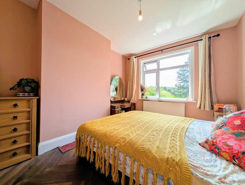Additional property image - Bingley Road, Cross Roads