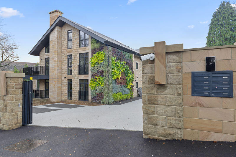 Main image of property: Robin Hill, Ilkley