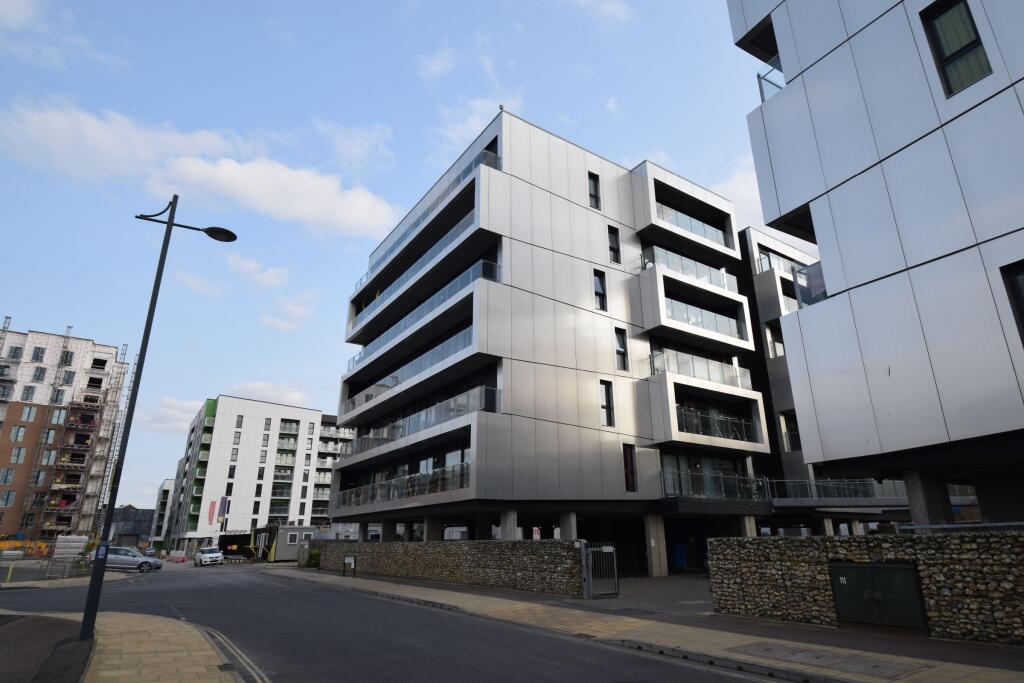 Main image of property: Gavin Bank, Geoffrey Watling Way