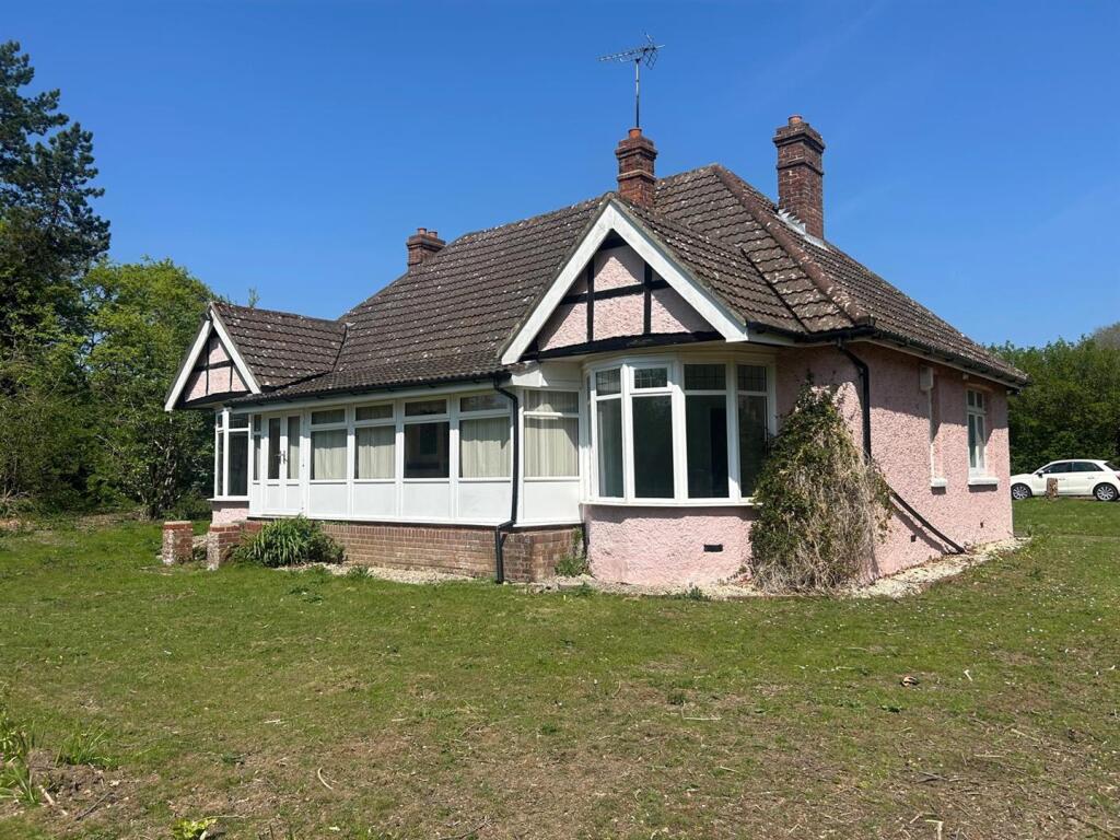 Main image of property: Ashford Road, Harrietsham, Maidstone