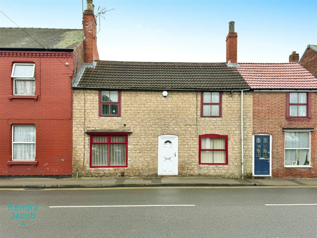 2 bedroom terraced house for sale in Potter Street, Worksop, S80