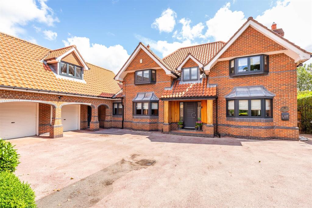 Main image of property: Park Street, Worksop