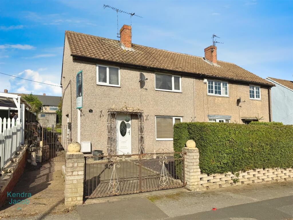 Main image of property: Long Lane, Carlton-In-Lindrick, Worksop