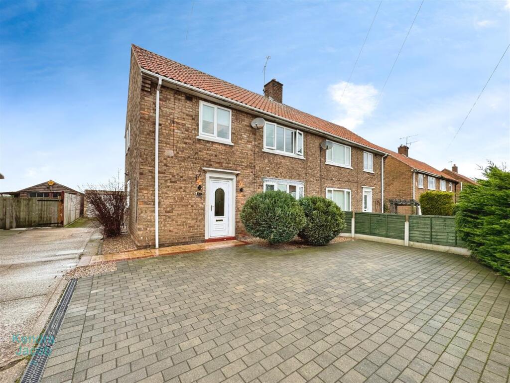 Main image of property: Hawthorn Way, Carlton-In-Lindrick