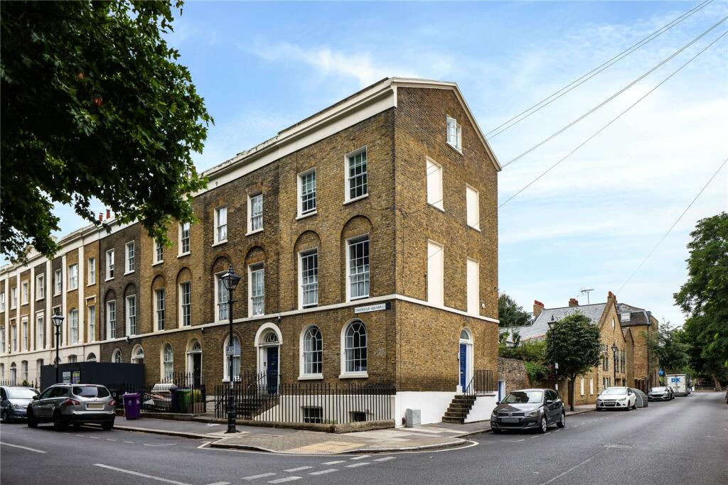 Studio flat for sale in Tredegar Square, Bow, London, E3