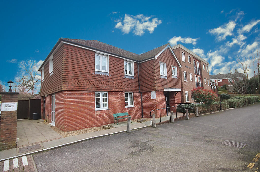 1 bedroom apartment for sale in Jubilee Court, Billingshurst, RH14