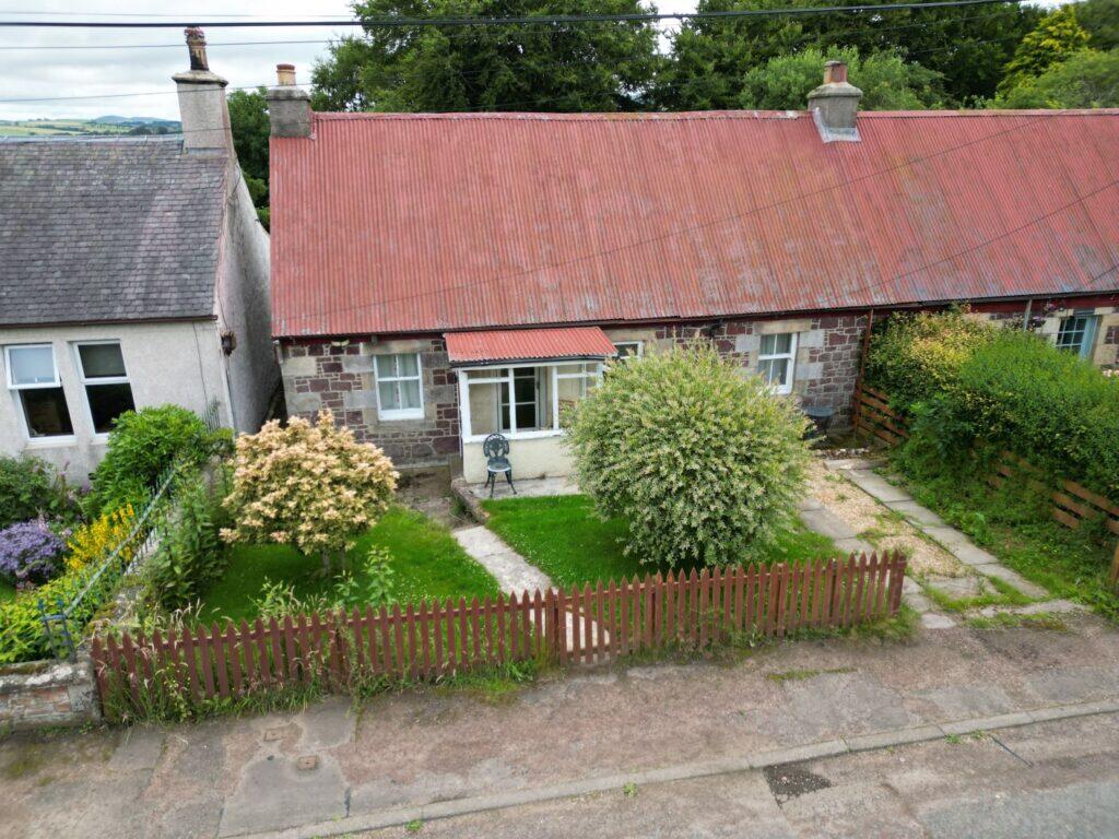 Main image of property: 94 Covington Road, Thankerton ML12 6NE