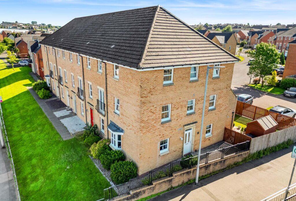 Main image of property: 22 Dalziel Place, Airdrie ML6 9GD