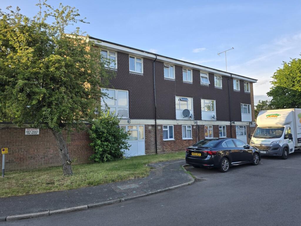 Main image of property: Great Heath, Hatfield