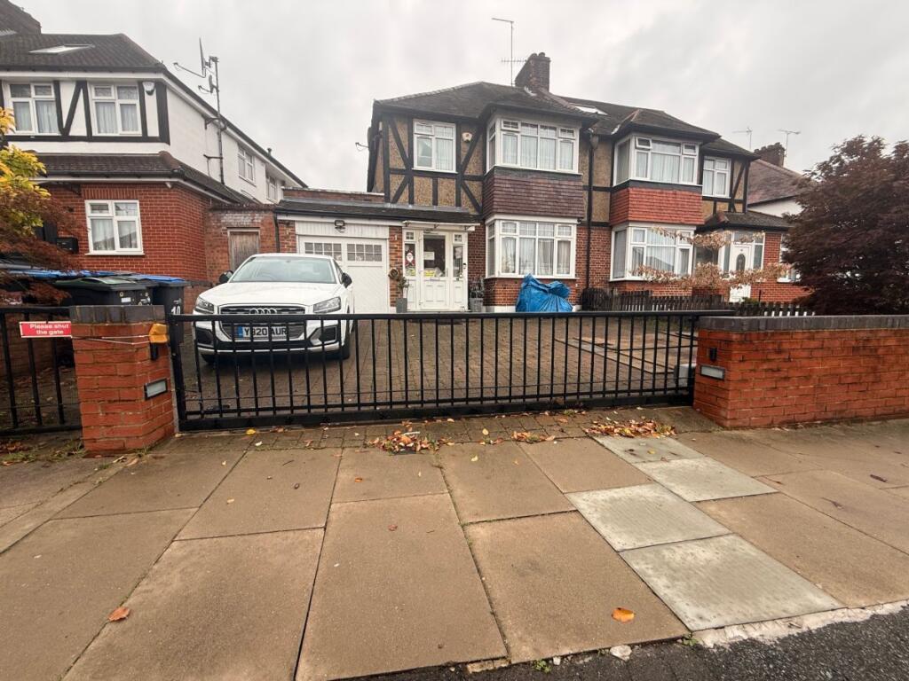 Main image of property: Ravenscraig Road, New Southgate