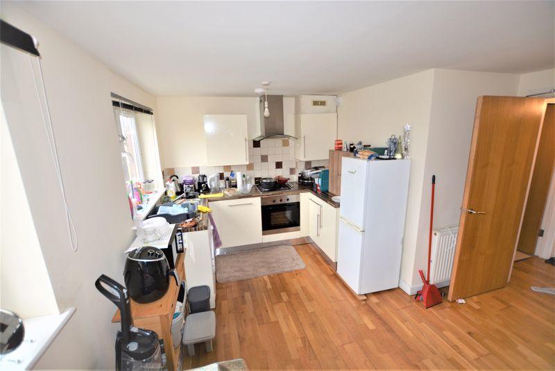 1 bedroom flat for sale in Chalvey Road West, Slough, SL1