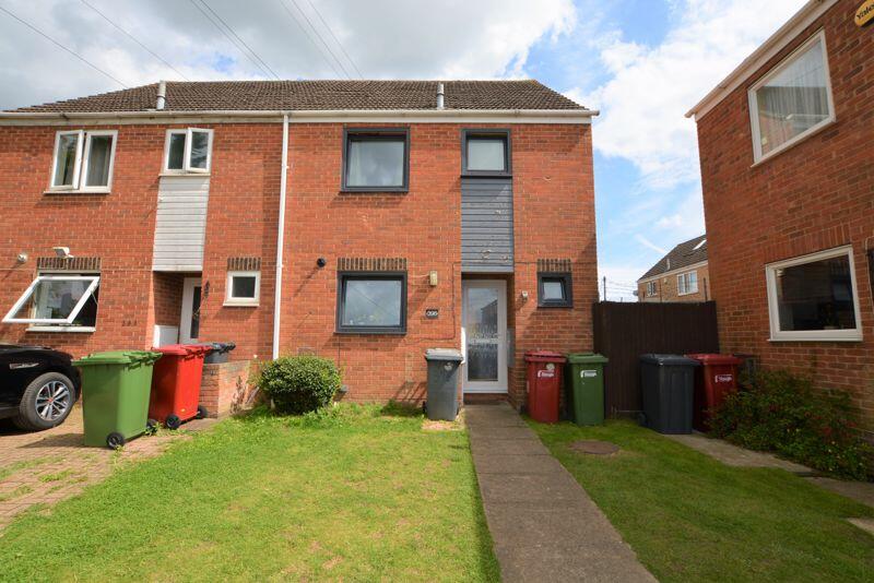 Main image of property: Rochfords Gardens, Slough