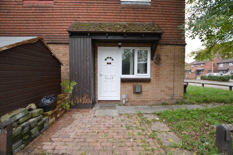 2 bedroom terraced house for rent in Frankswood Avenue, West Drayton, UB7