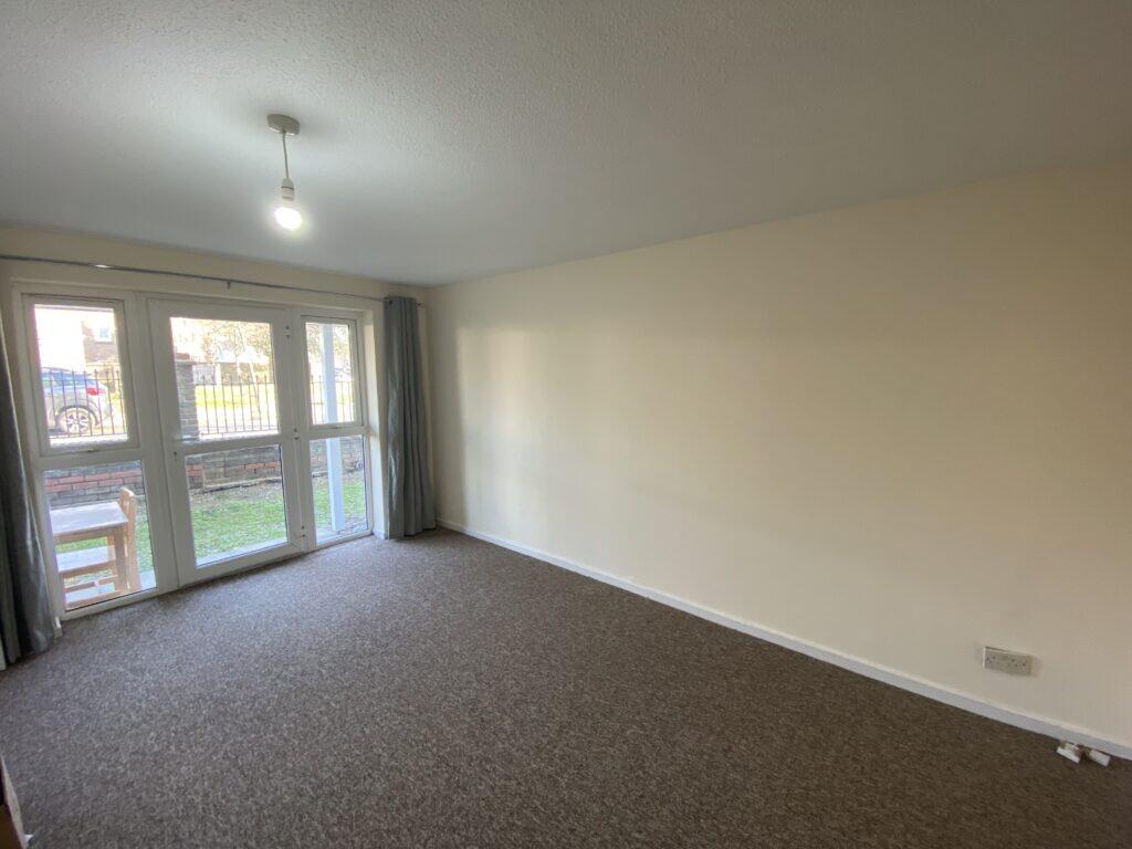 Main image of property: 1 Bedroom Flat – Crosskeys Close, Edmonton, N9