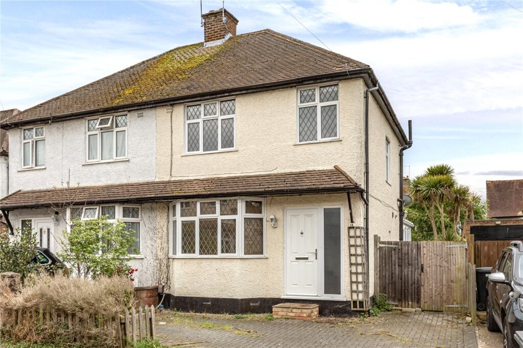 Main image of property: Tewkesbury Close, Byfleet, West Byfleet, Surrey, KT14
