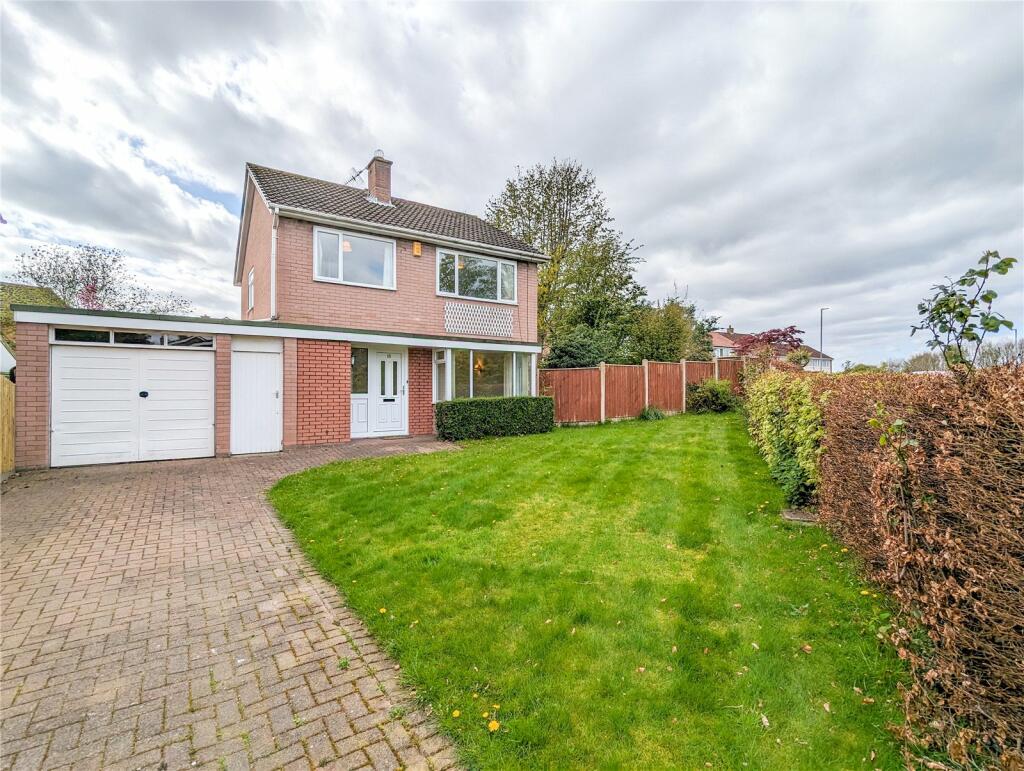 3 bedroom detached house for sale in 15 Lowry Hill Road, Carlisle, CA3