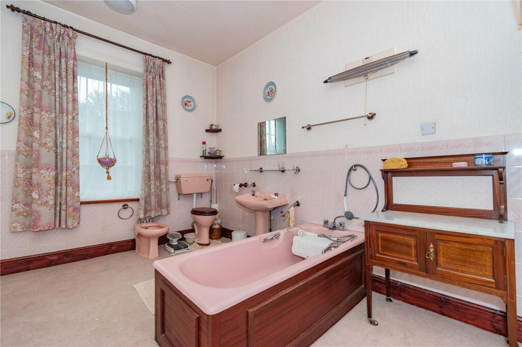 Additional property image - Cobbinshaw House, 11 Bridge Street, Longtown, Carlisle