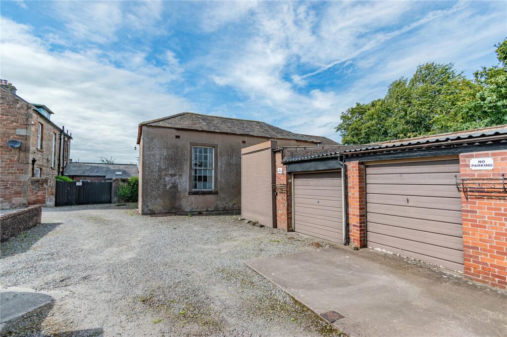 Additional property image - Cobbinshaw House, 11 Bridge Street, Longtown, Carlisle