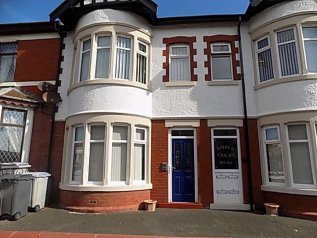1 bedroom ground floor flat for rent in Warley Road, Blackpool, FY1