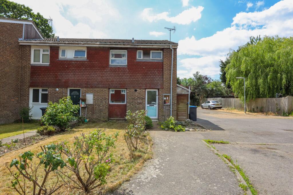 3 bedroom end of terrace house