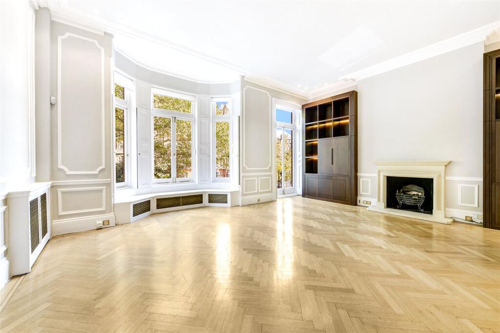 Main image of property: Lennox Gardens, Knightsbridge, London, SW1X