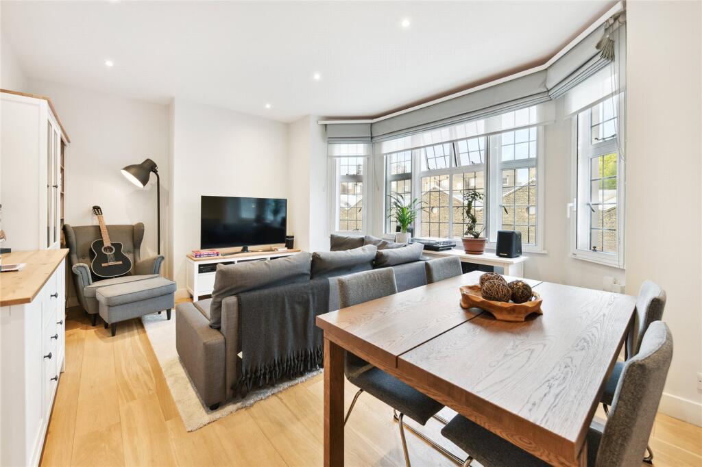 Main image of property: Crompton Court, 276 Brompton Road, Knightsbridge, London, SW3