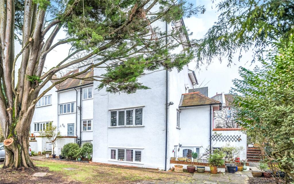 Main image of property: Lansdowne Road, Aldershot, Hampshire, GU11