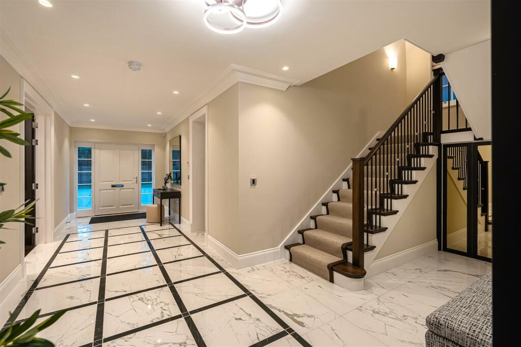 Additional property image - Brookmans Avenue, Brookmans Park