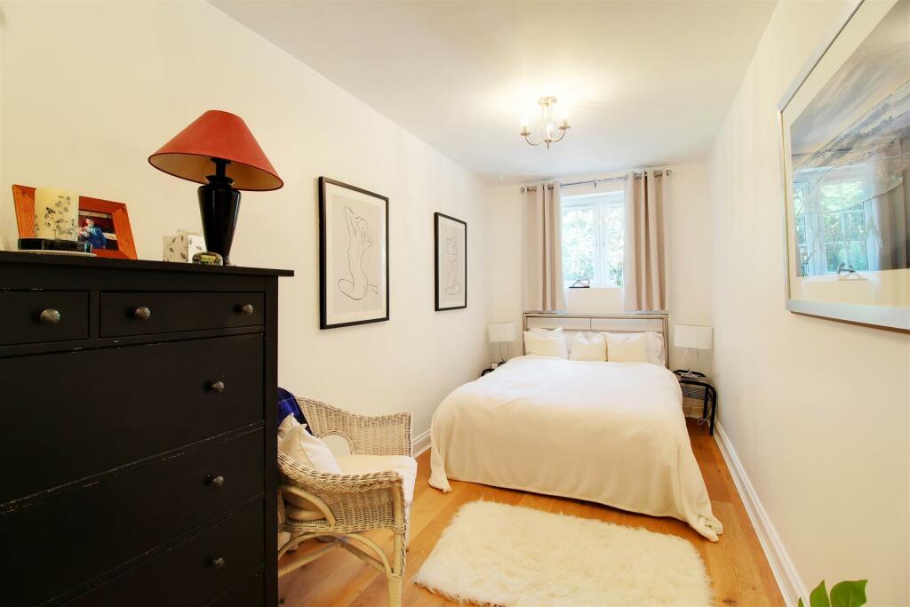 Additional property image - Dixons Hill Close, North Mymms