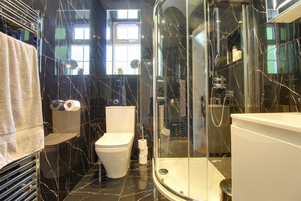 Additional property image - Dixons Hill Close, North Mymms