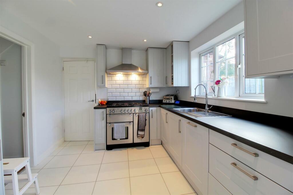Additional property image - Somers Road, Welham Green